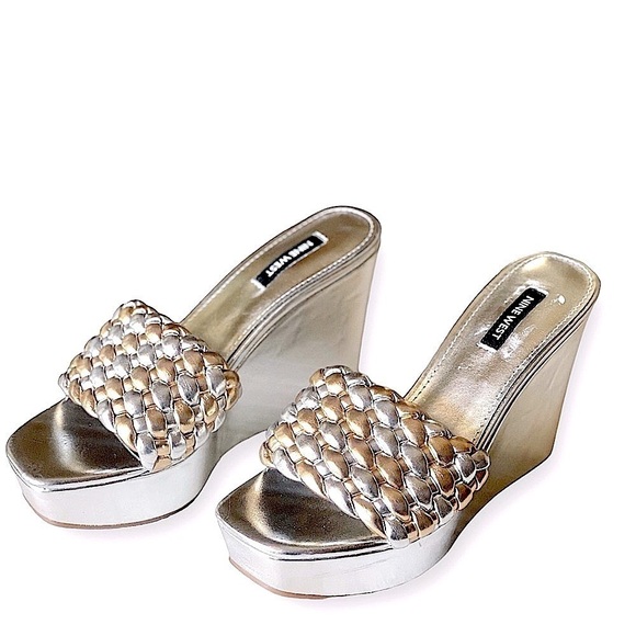 NINE WEST KAT 3 Metallic Silver & Gold Basketweave 4.5” Wedge NWOT Size … - Picture 4 of 11